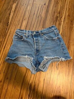 Levis 501 Vintage-Inspired Distressed High-Rise Blue Denim Shorts
